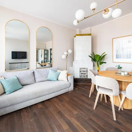 Stunning With Balcony Appartamento