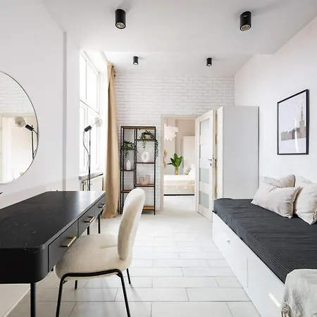 Appartamento Stunning With Balcony Danzica